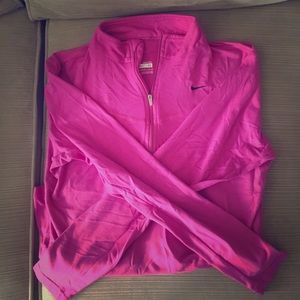 NIKE dry fit pullover