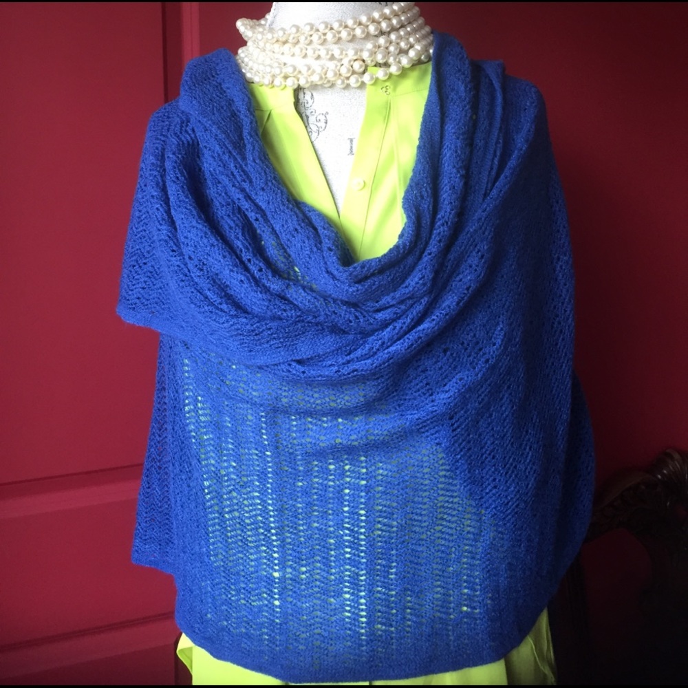 Multi functional blanket wrap. - Picture 2 of 8