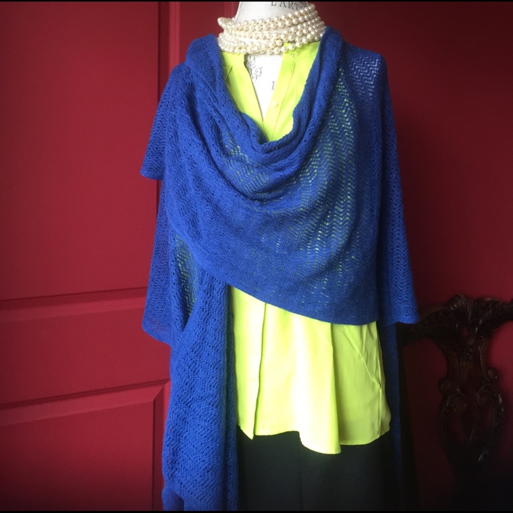 Multi functional blanket wrap. - Picture 3 of 8