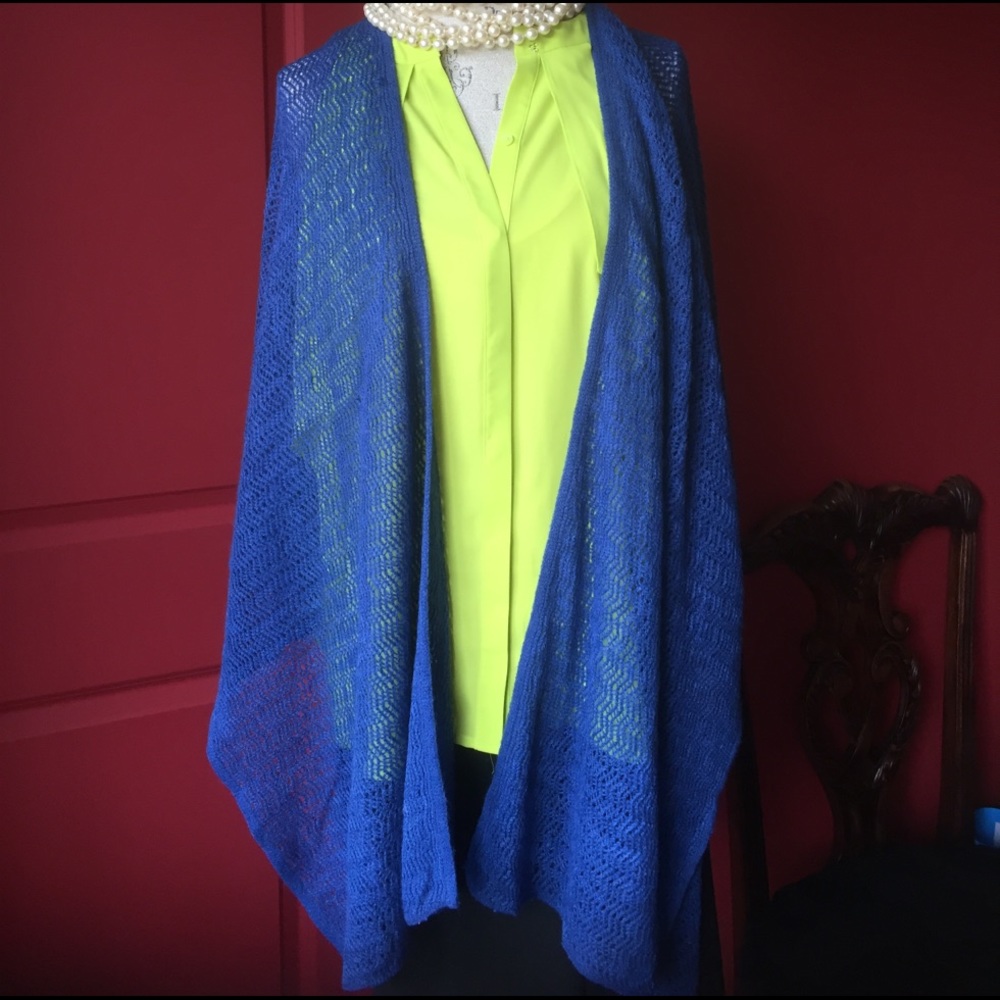 Multi functional blanket wrap. - Picture 4 of 8
