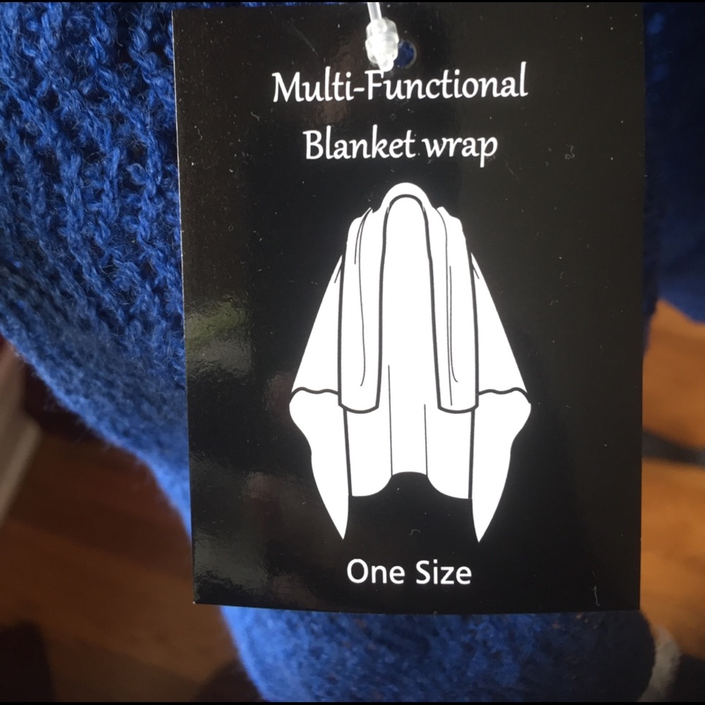 Multi functional blanket wrap. - Picture 7 of 8