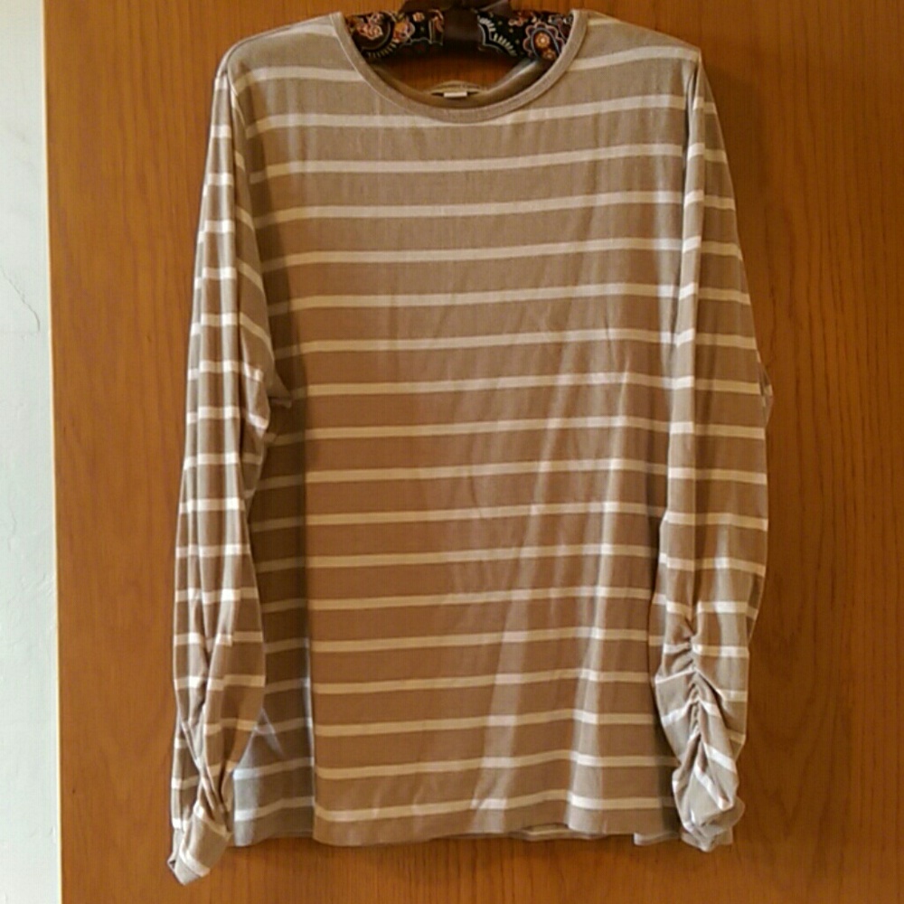 🌞🌞Striped tee