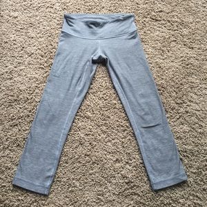 Lululemon Crops Size 4