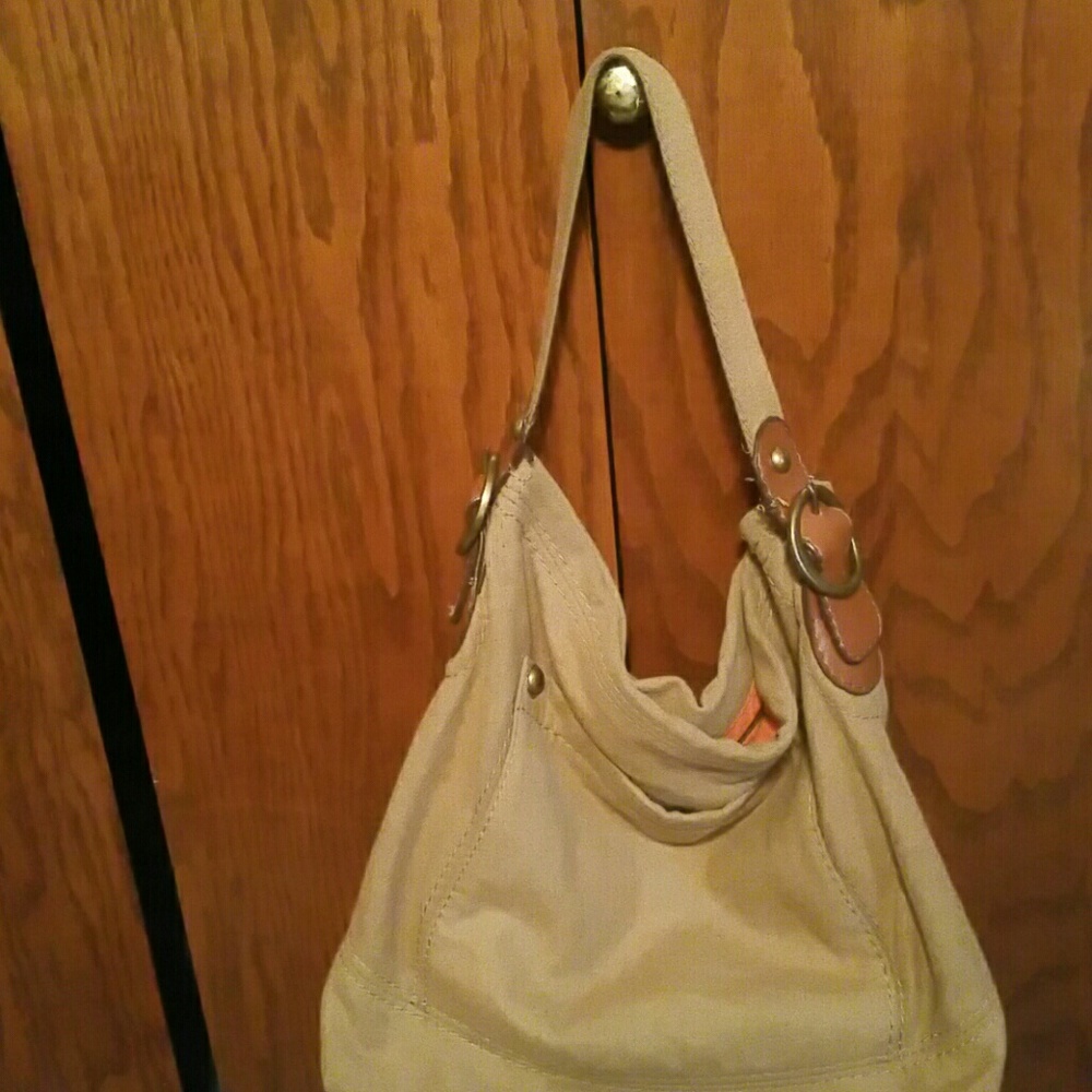 Gap purse