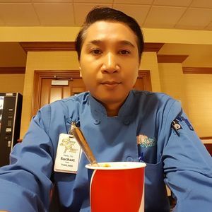 Meet your Posher, Suchart