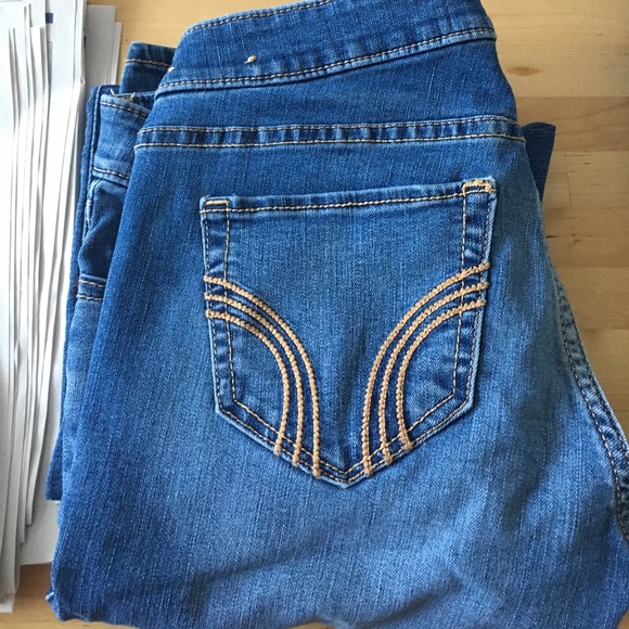Hollister bootcut jeans- size 5R - Picture 2 of 2