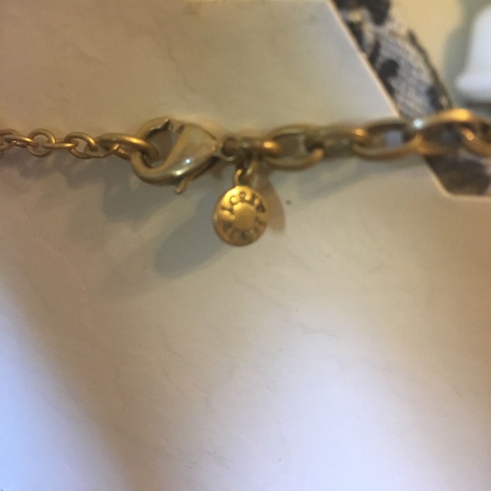 Statement Necklace - Picture 3 of 4