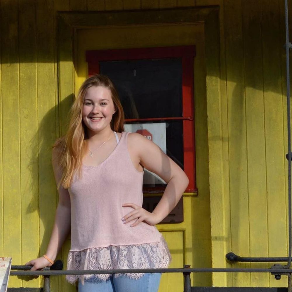 Meet your Posher, Caitlyn