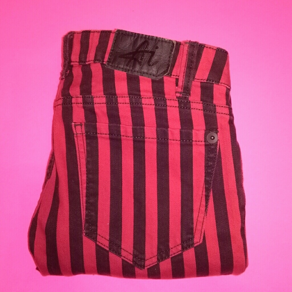 Authentic icon jeans!