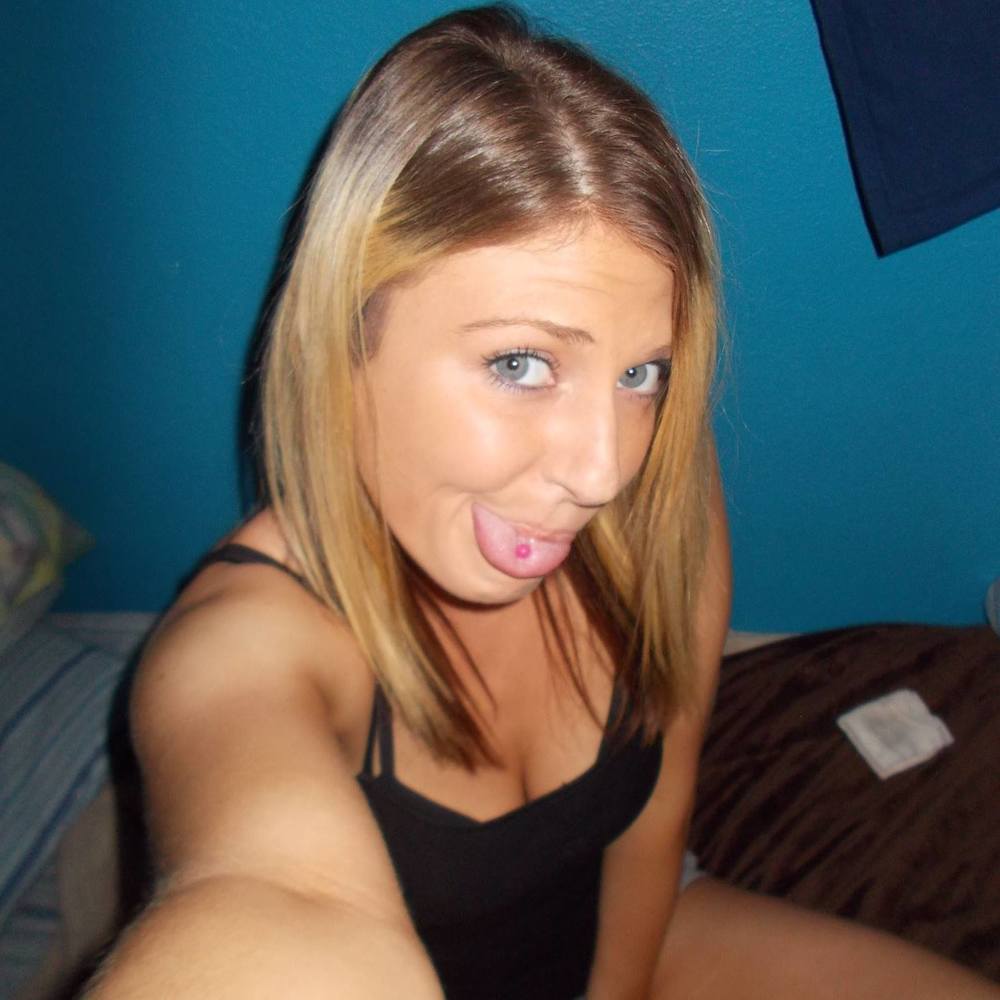 Meet your Posher, Kalie