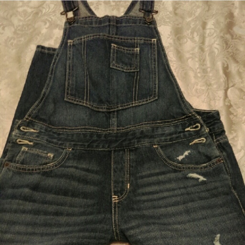 Hollister bib distressed overalls