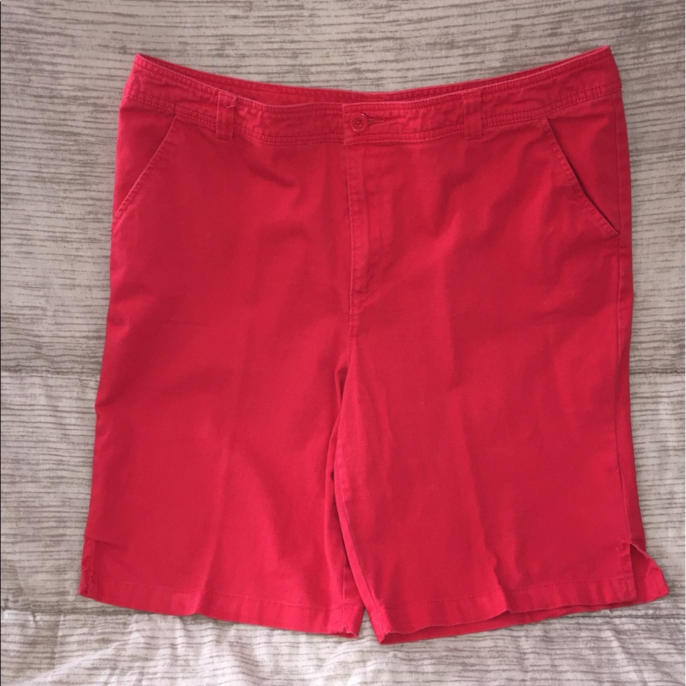 #372. RED SHORTS