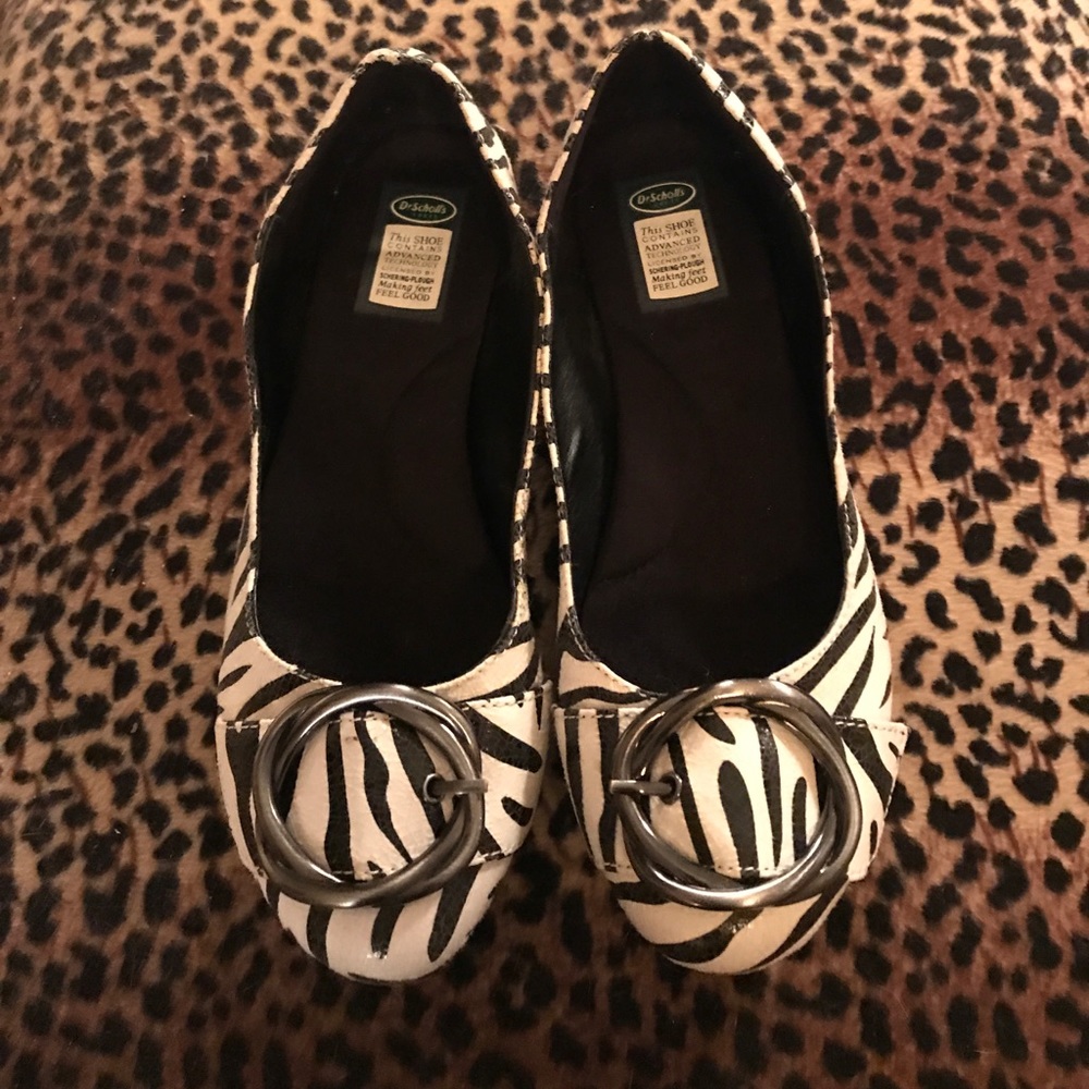 Zebra flats with buckle
