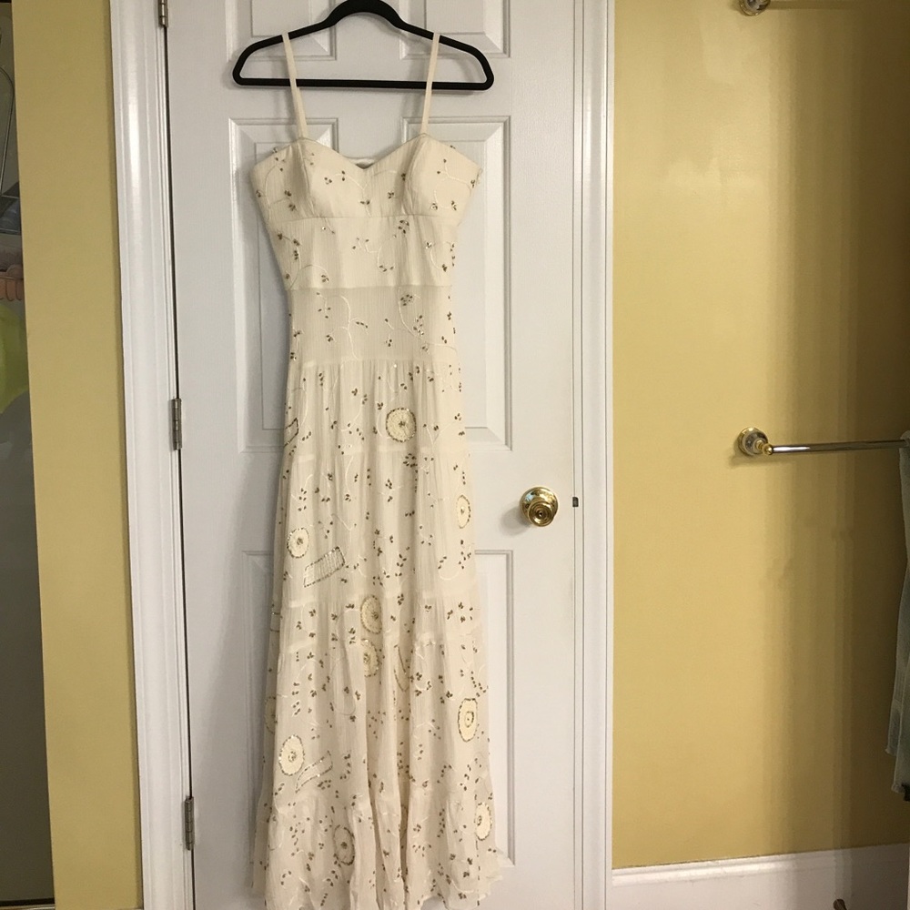 Laundry formal gown