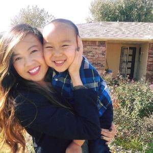 Meet your Posher, Nhung