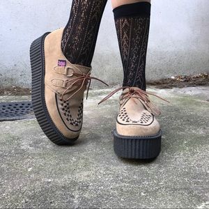 TUK Tan And Black Suede Woven Creepers!