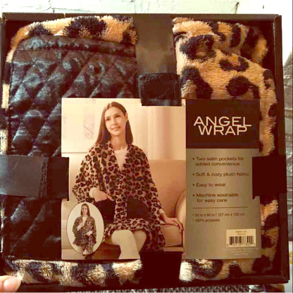Snuggie-like Blanket Wrap
