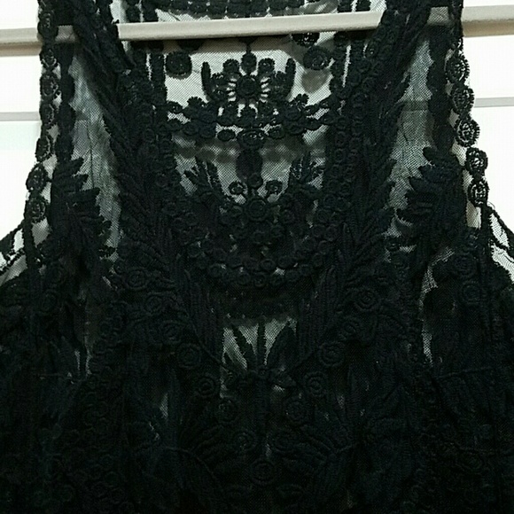 New! Lace Top - Picture 2 of 5