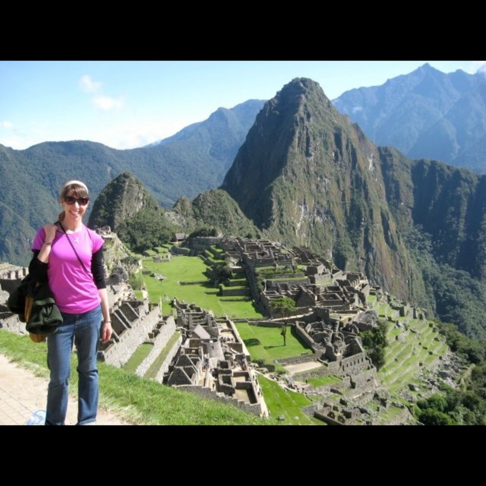 Meet your Posher, Elizabeth