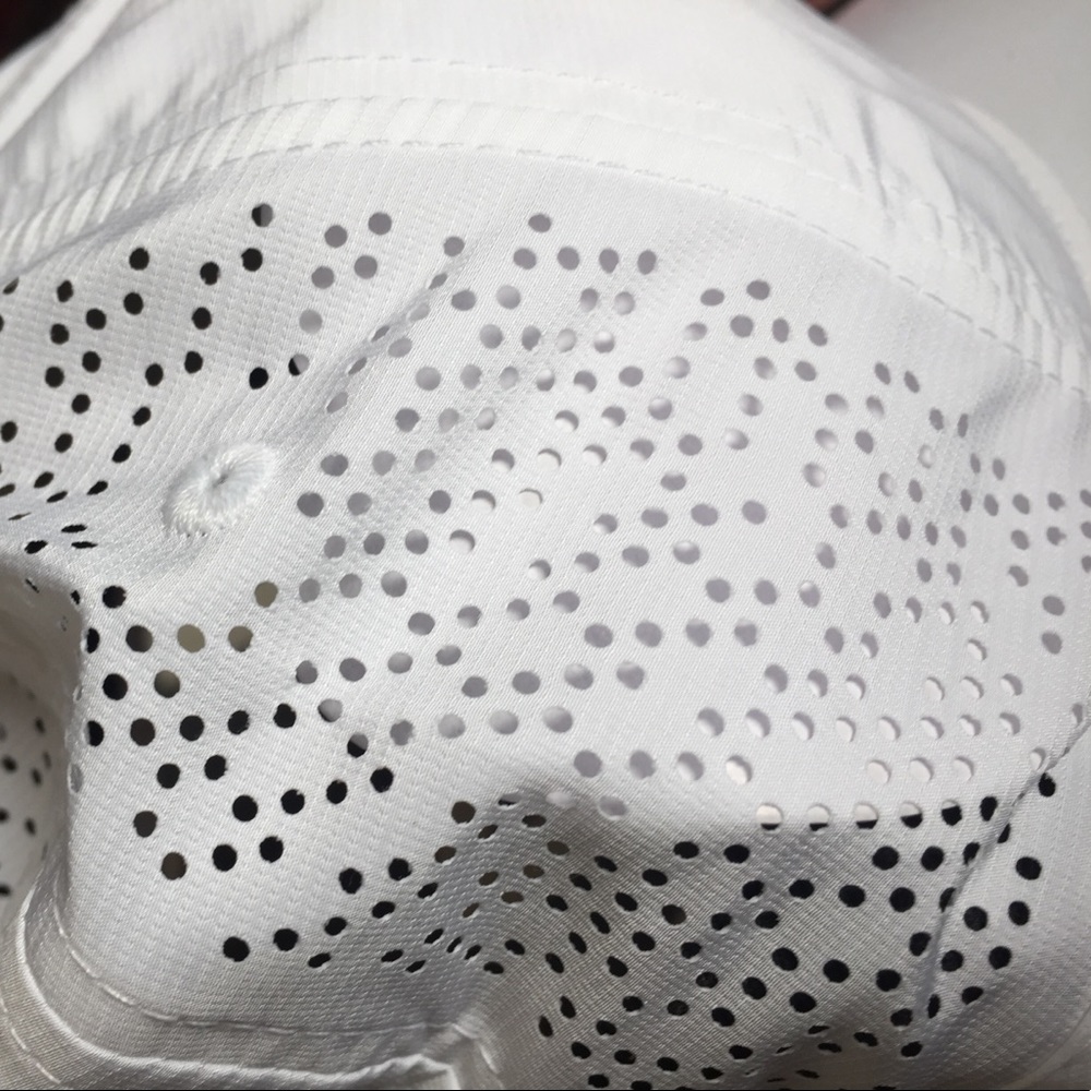 Last One! Nike Women's Perforated Golf Hat NWT - Picture 5 of 6