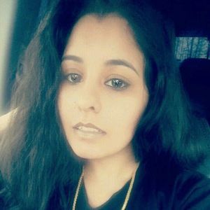 Meet your Posher, Aisha