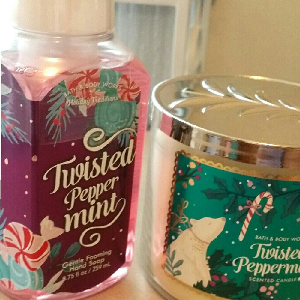 Twisted Peppermint Holiday Set