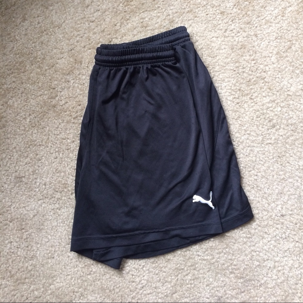 Black Puma Shorts S - Picture 2 of 2