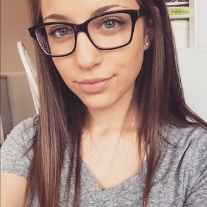 Meet your Posher, Baylee