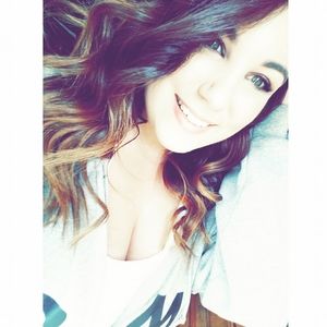 Meet your Posher, Brittnee