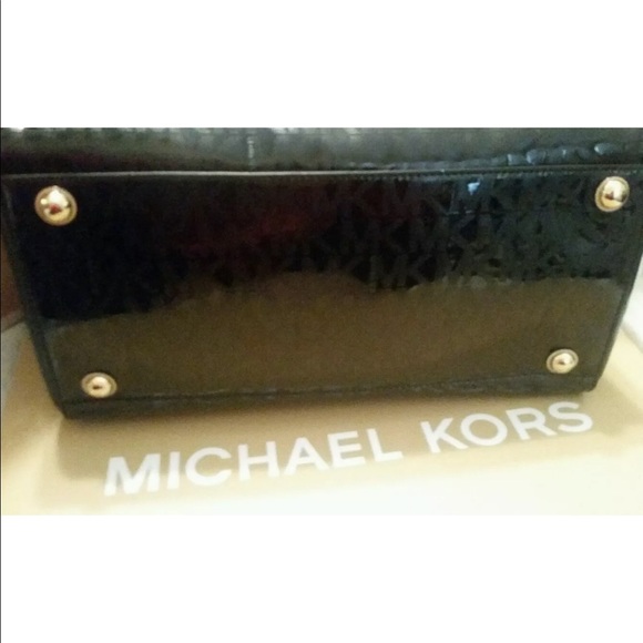 Brand New 💯% authentic Michael Kors - Picture 8 of 8