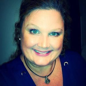 Meet your Posher, Stacy