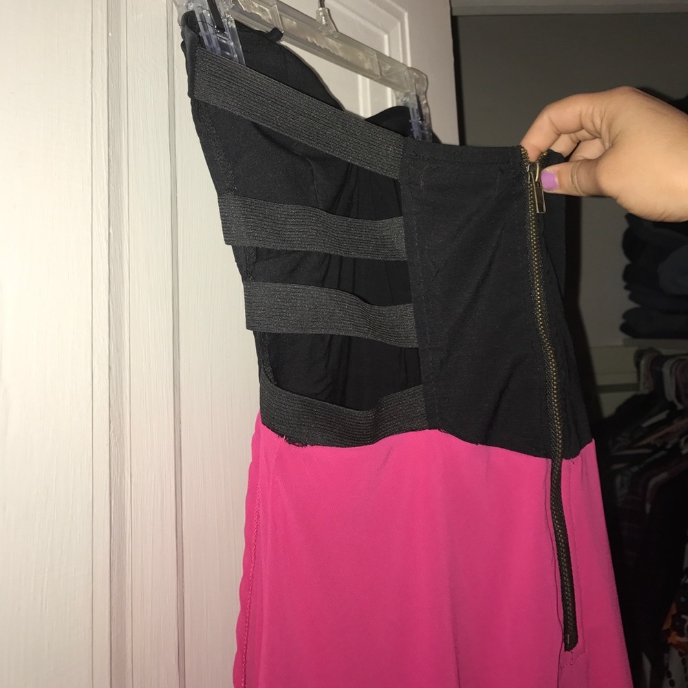 Dress - Picture 3 of 3