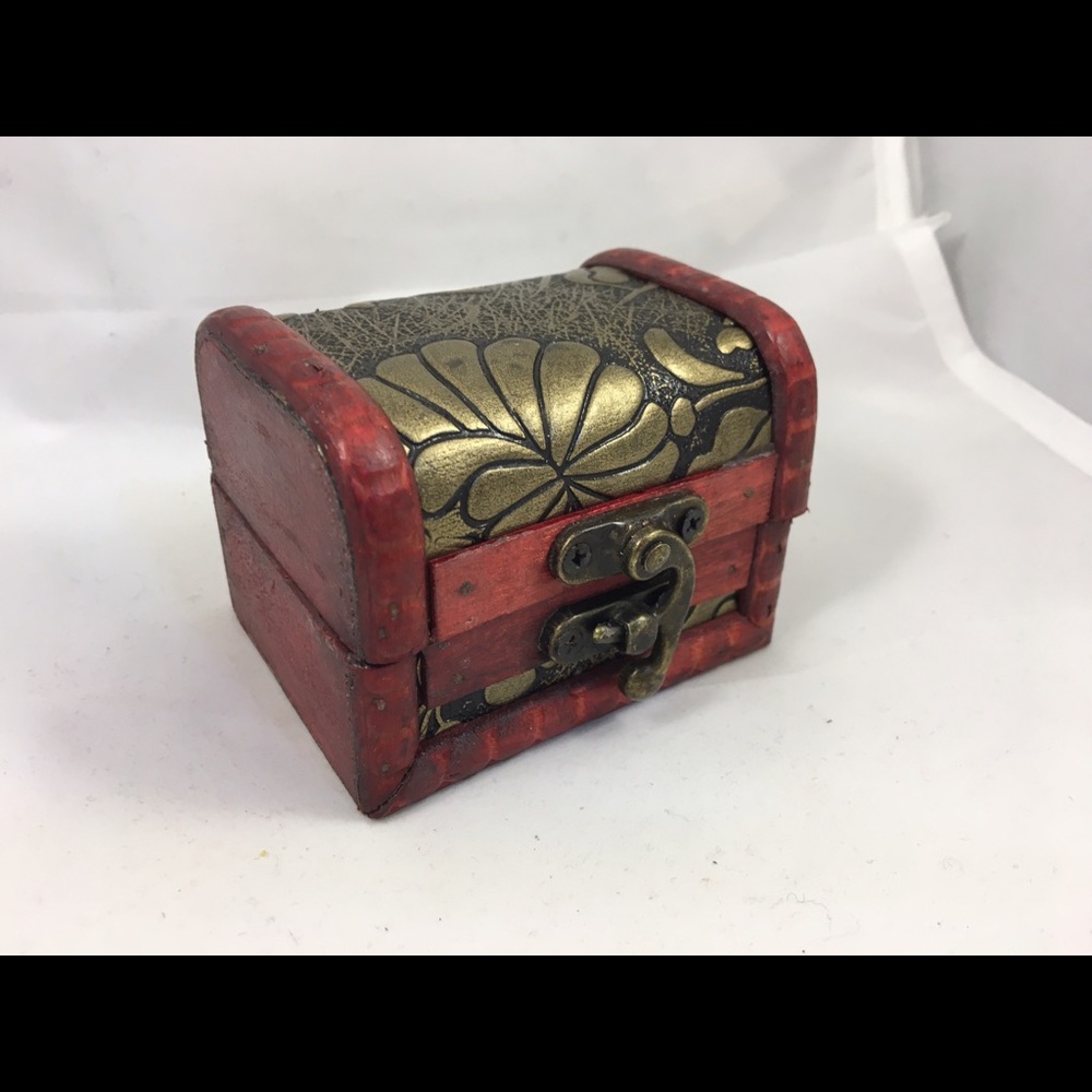 Small dower chests - Picture 2 of 8