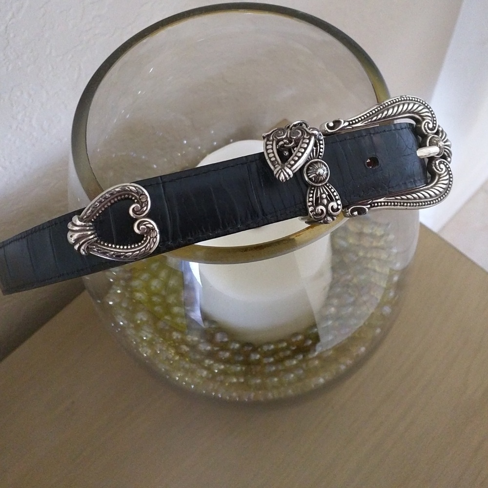 Cute reversable Brighton belt