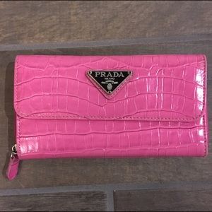 Knock Off Prada Wallet