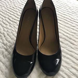 Nine West pumps