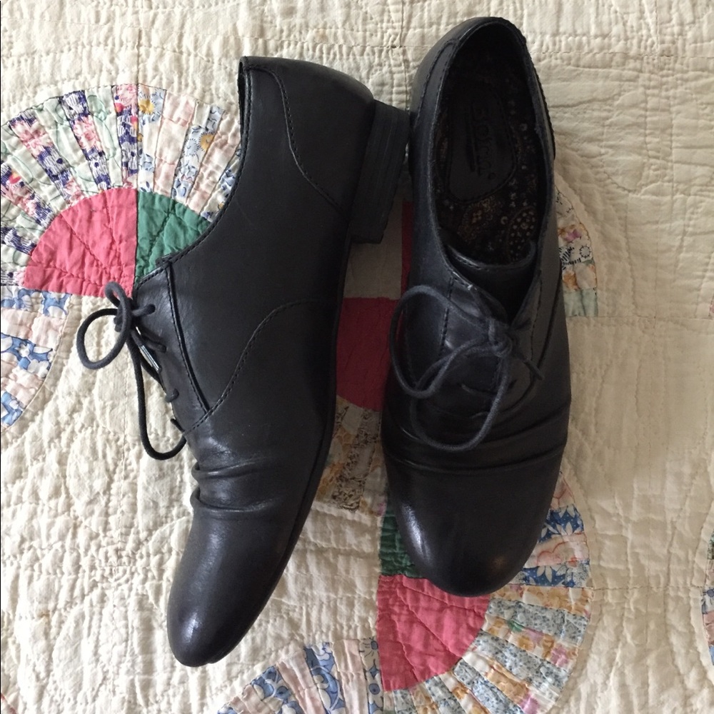 Born oxfords