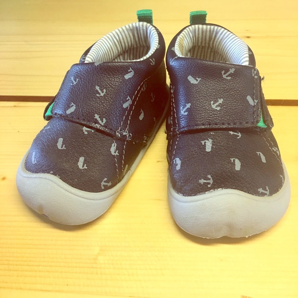 Carter's Crawlers size 3