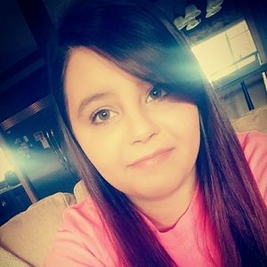 Meet your Posher, Katelyn