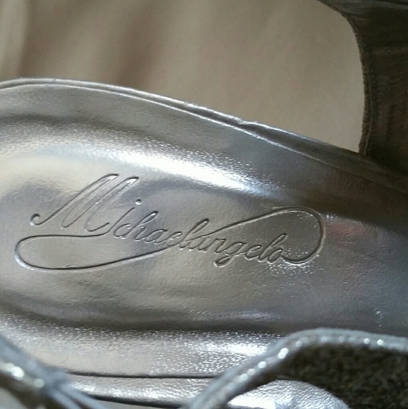 Michaelangelo heels - Picture 4 of 7