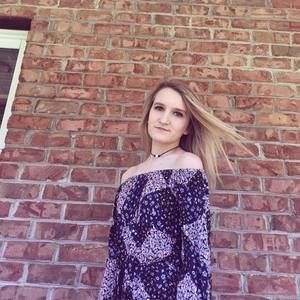 Meet your Posher, Anna