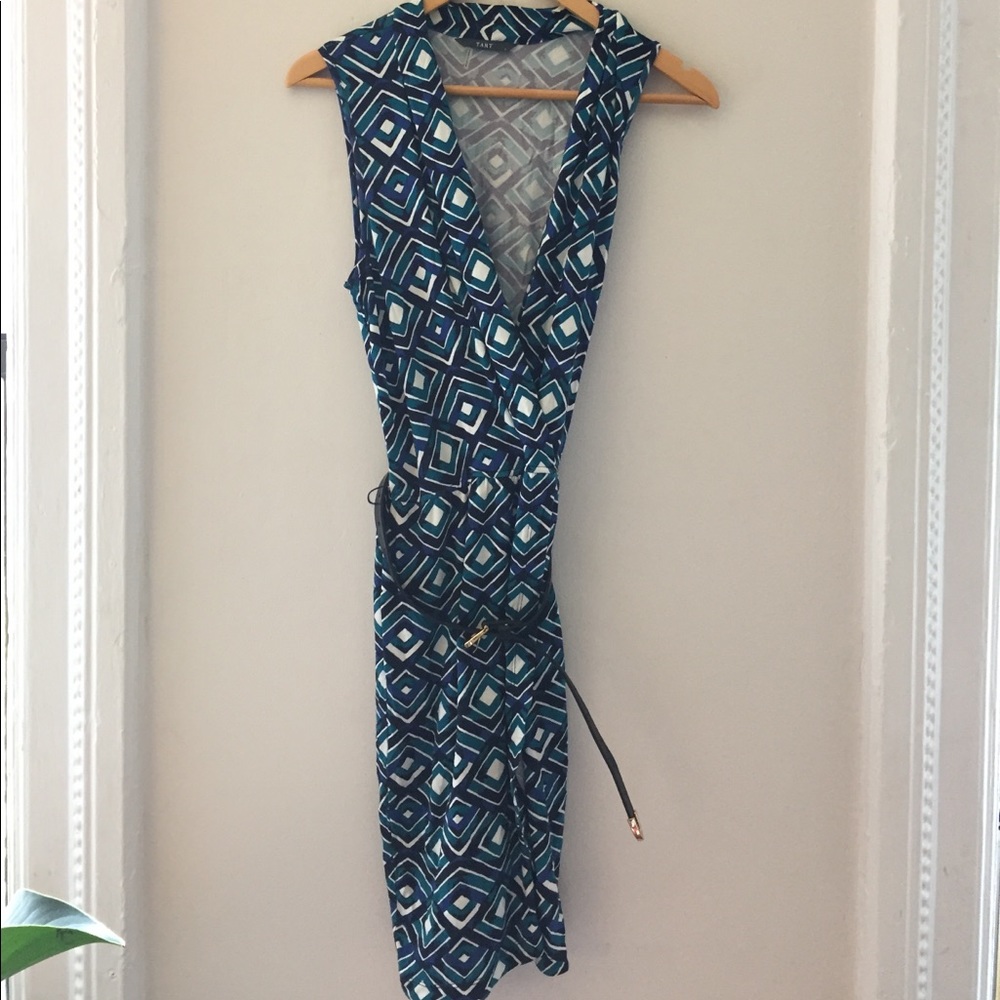 Tart geometric dress size S w/belt