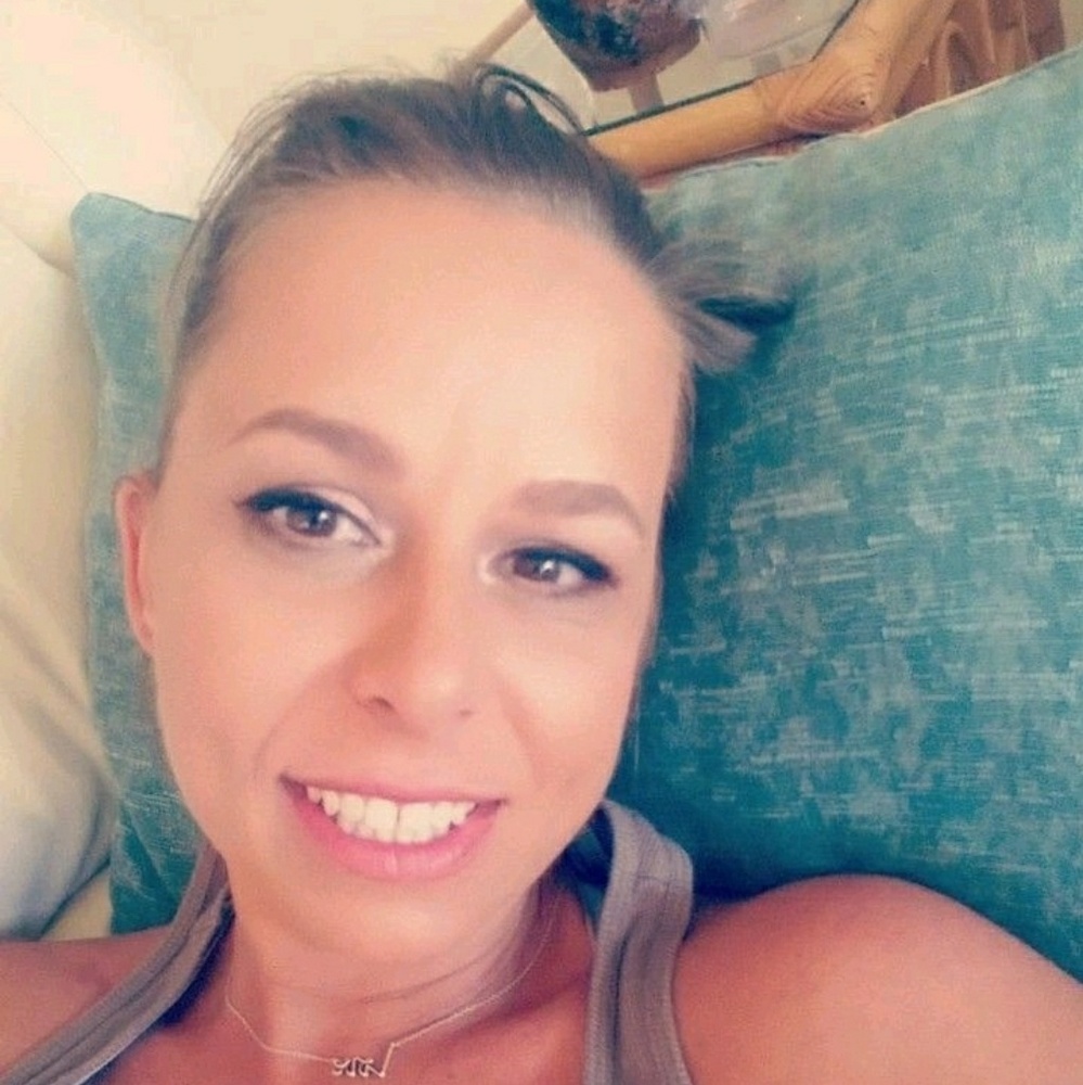 Meet your Posher, Ashlie