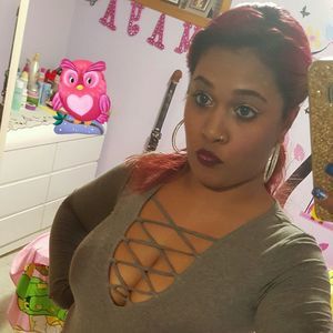 Meet your Posher, Carrie