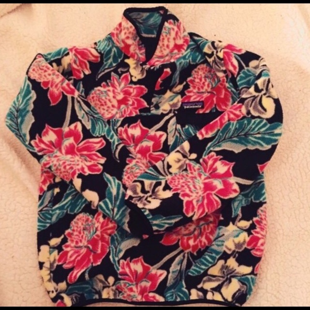 Floral Pattern Patagonia Snap T retool fleece rare