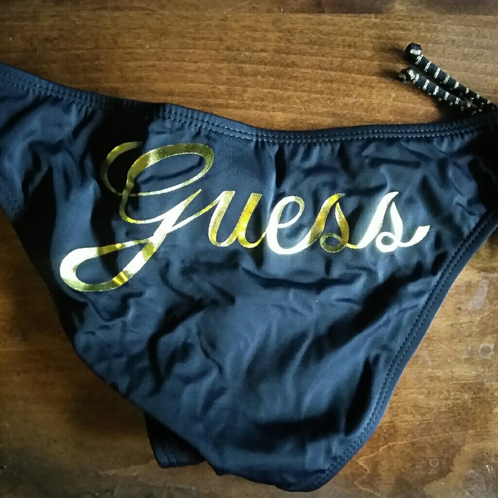 Swimsuit bottoms. Size small