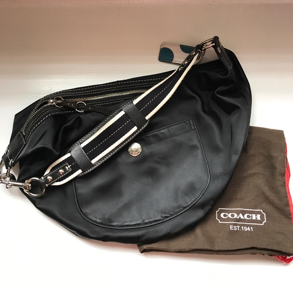 Authentic Coach bag - Picture 5 of 9
