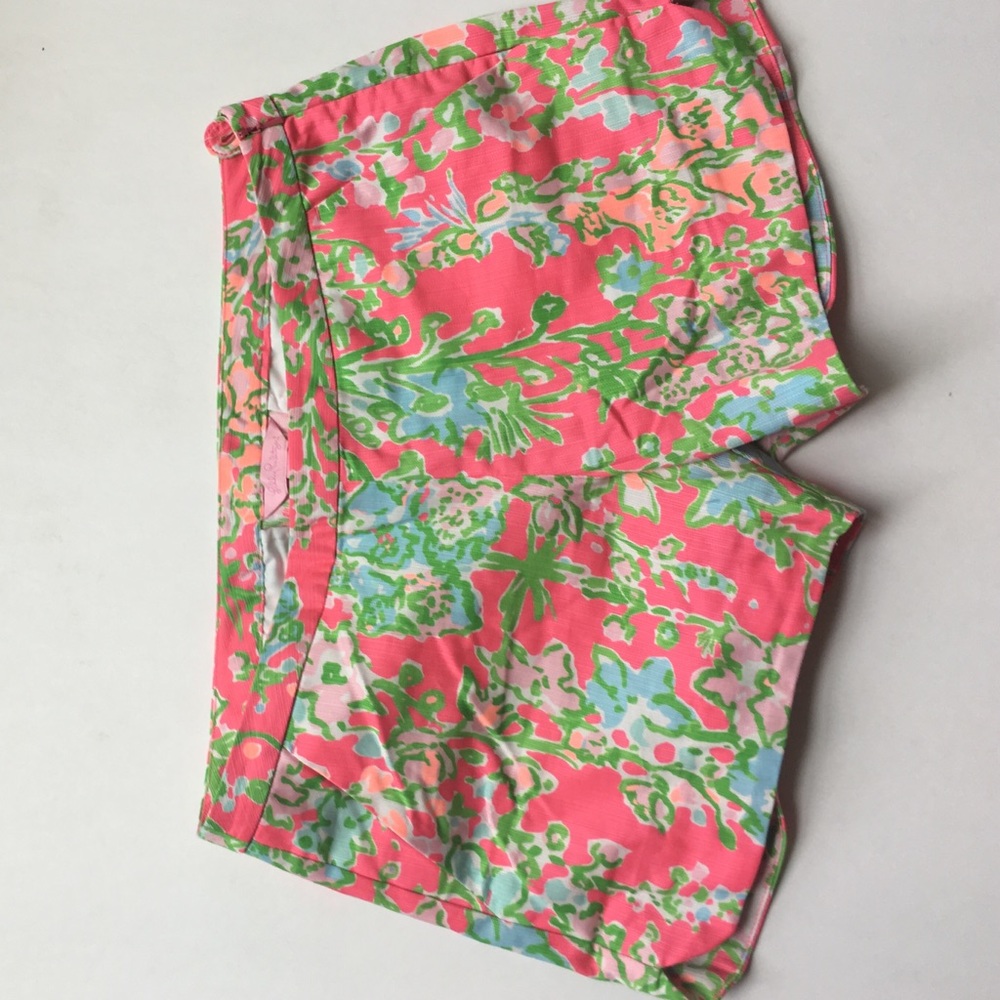 Lilly Pulitzer Adie shorts size 2