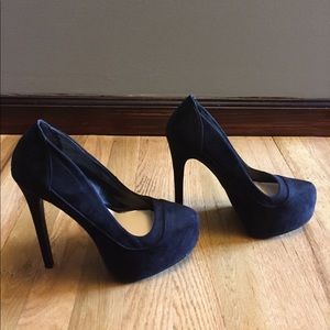 Charlotte Russe black suede platform pumps