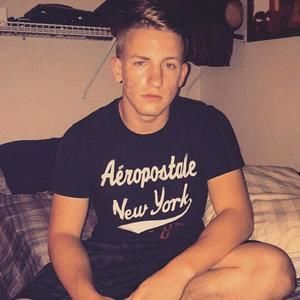 Meet your Posher, Evan